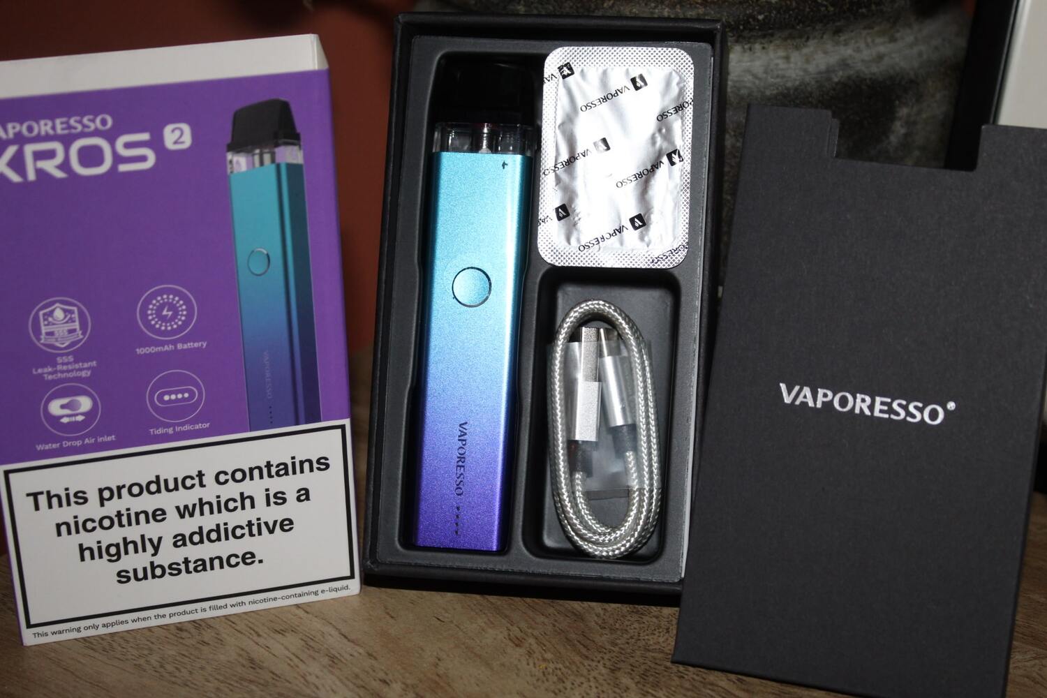 Vaporesso XROS 2 Unboxed